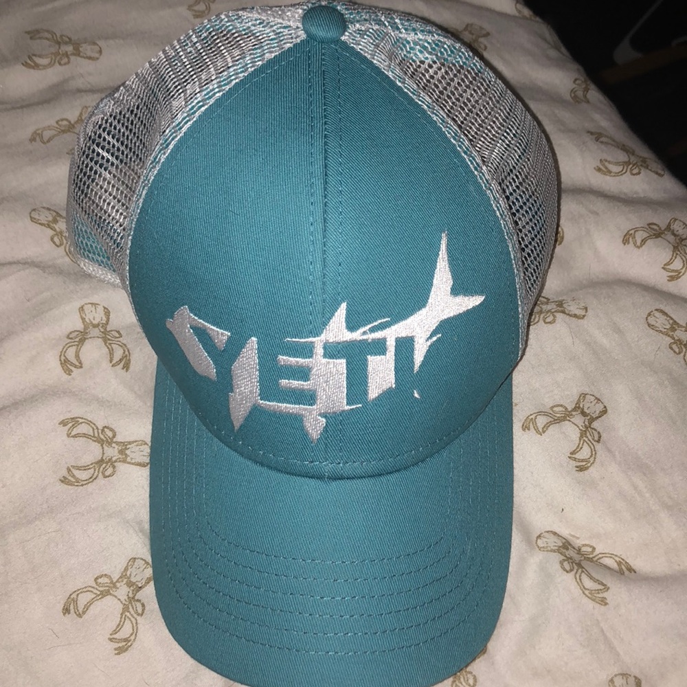NWT yeti hat